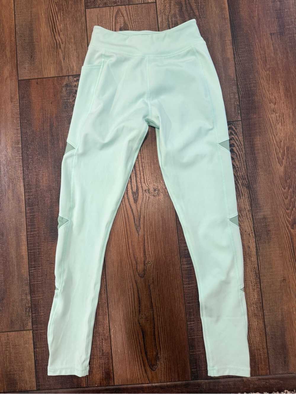 HUK Women's Reel on Legging | Ladies Performance